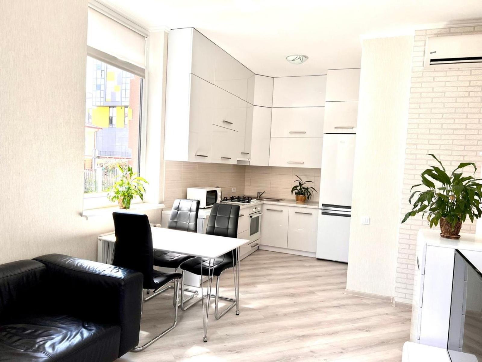 Apartamento Семицвіт Leópolis Exterior foto