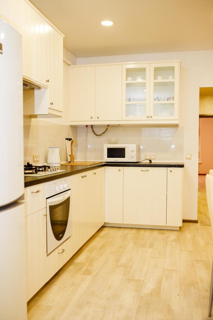Apartamento Семицвіт Leópolis Exterior foto