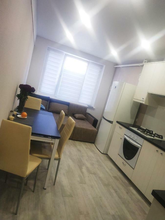 Apartamento Семицвіт Leópolis Exterior foto