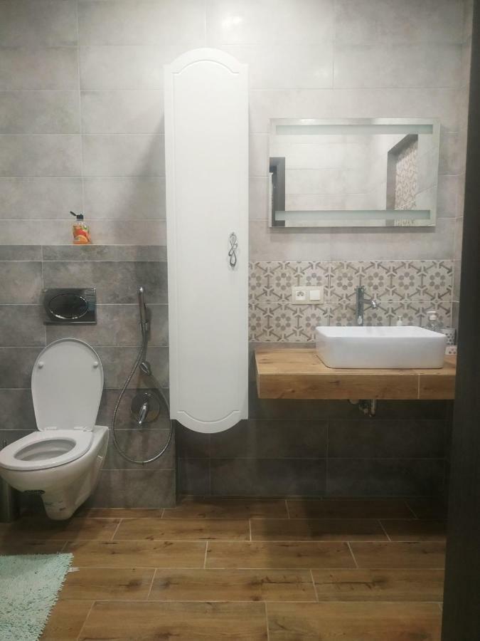 Apartamento Семицвіт Leópolis Exterior foto